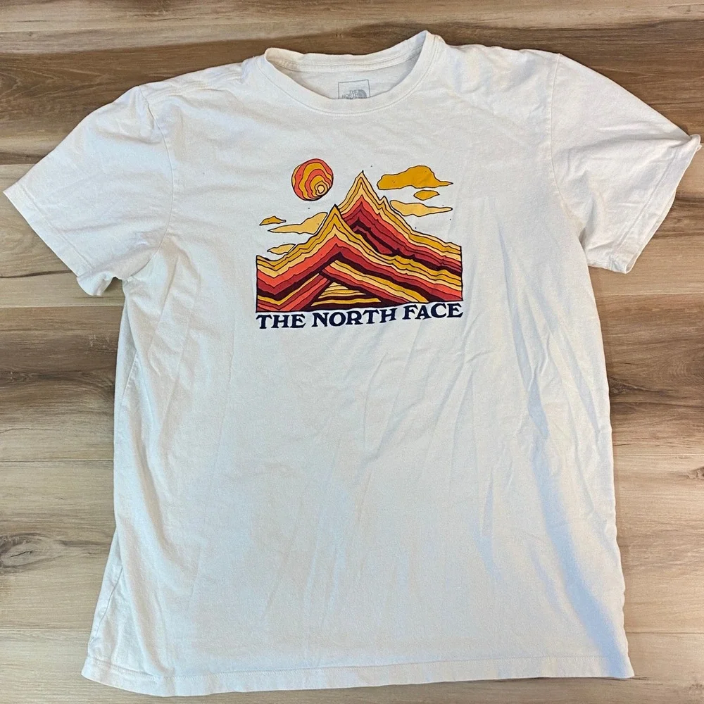 The‎ North Face Mens XL White Graphic T Shirt Mountain Sun Short Sleeve